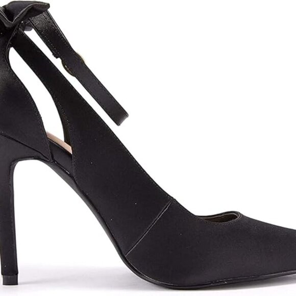 High Heels - Picture 5 of 6